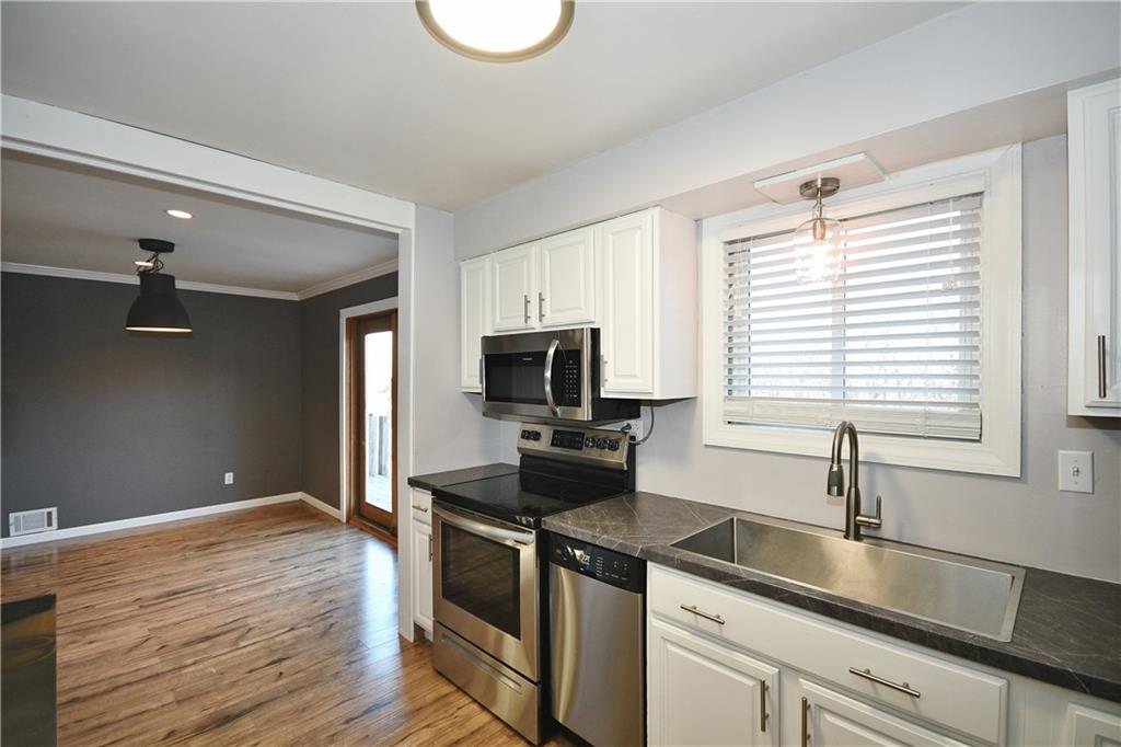 728 McKee Road Washington, PA 15301 - Photo 12 of 25 Gallery Image 12