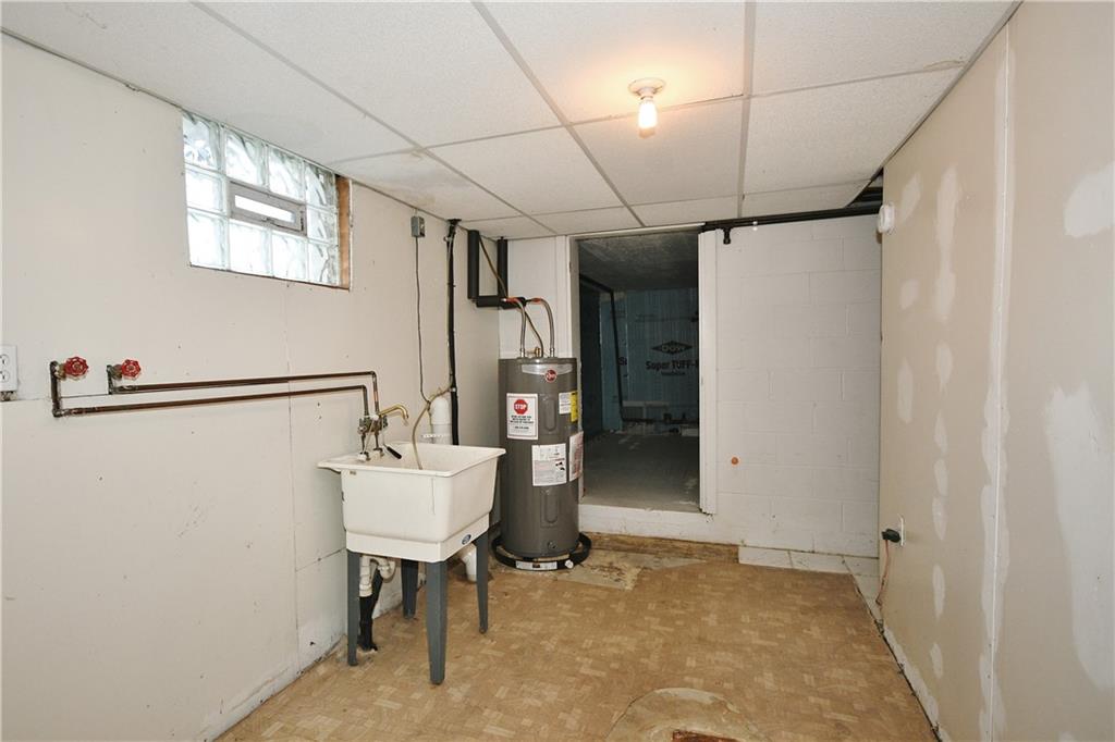 728 McKee Road Washington, PA 15301 - Photo 23 of 25 Gallery Image 23