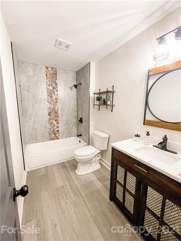 6437 Pleasant Grove Road Charlotte, NC 28216 - Photo 26 of 38 Gallery Image 26