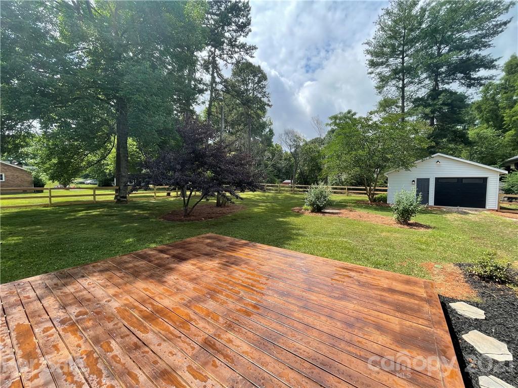 6437 Pleasant Grove Road Charlotte, NC 28216 - Photo 35 of 38 Gallery Image 35