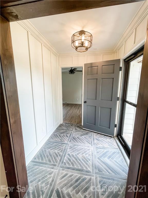 6437 Pleasant Grove Road Charlotte, NC 28216 - Photo 6 of 38 Gallery Image 6