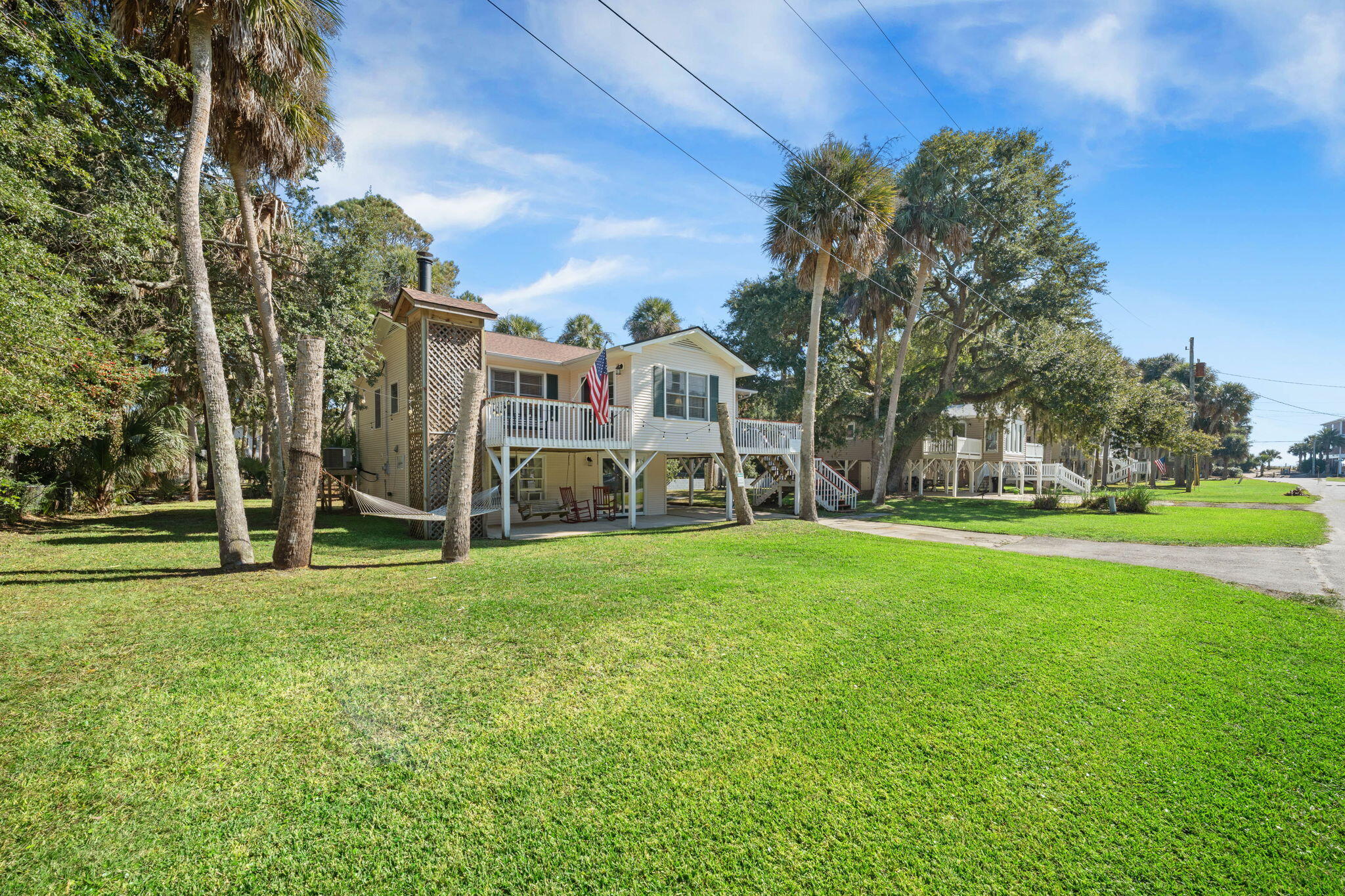 607 Portia Street Edisto Island, SC 29438 - Photo 3 of 74 3-web-or-mls-Barclay Media Co_-13