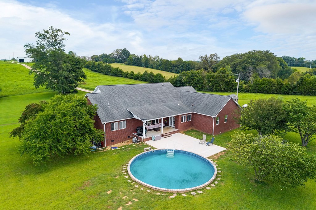 2110 Almyra Road Sparta, TN 38583 - Photo 6 of 58 Gallery Image 6