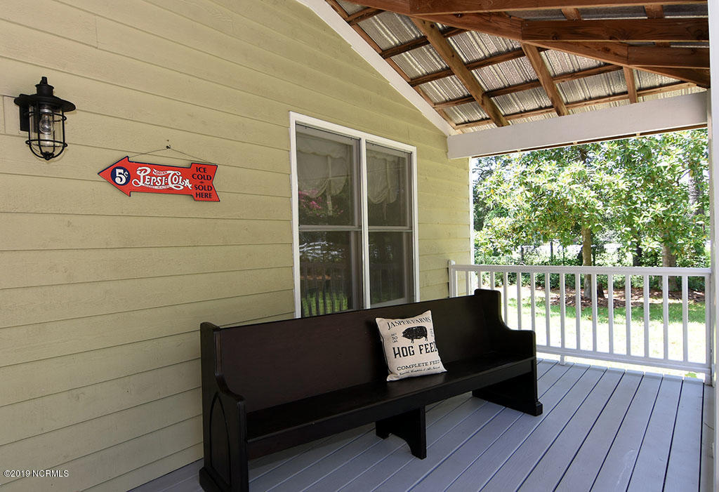 1416 Middle Sound Loop Road Wilmington, NC 28411 - Photo 3 of 34 1416 middle Porch