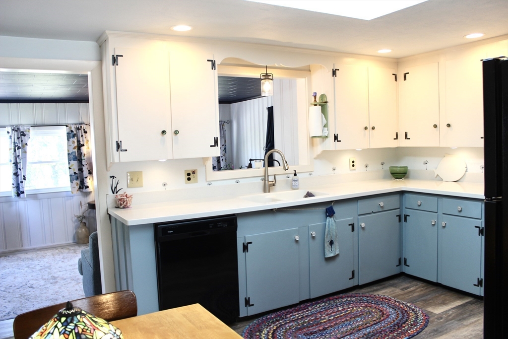64 Swifts Beach Road Wareham, MA 02571 - Photo 7 of 25 Gallery Image 7