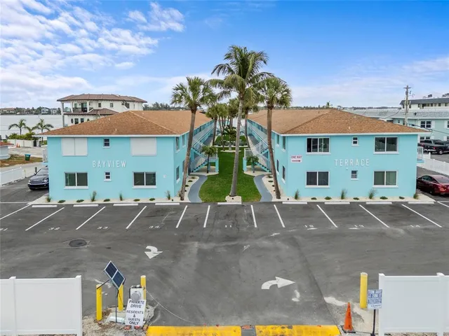 a view of outdoor space