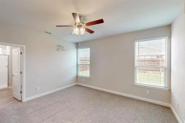 $2,350 | 224 Oldcastle Way, Fort Worth, TX 76052