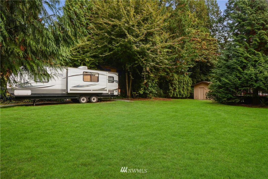 22723 53rd Avenue Southeast Bothell, WA 98021 - Photo 3 of 24
