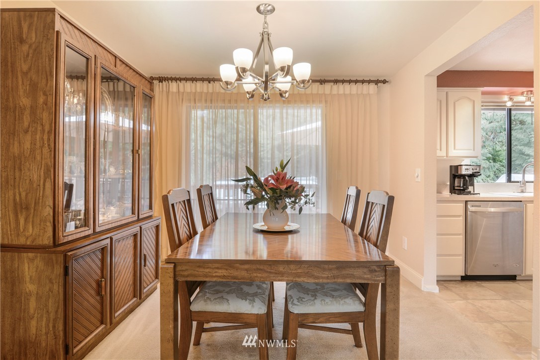 22723 53rd Avenue Southeast Bothell, WA 98021 - Photo 8 of 24