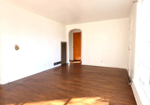 $125,000 | 22 Pioneer Avenue, Sturgis, MI 49091