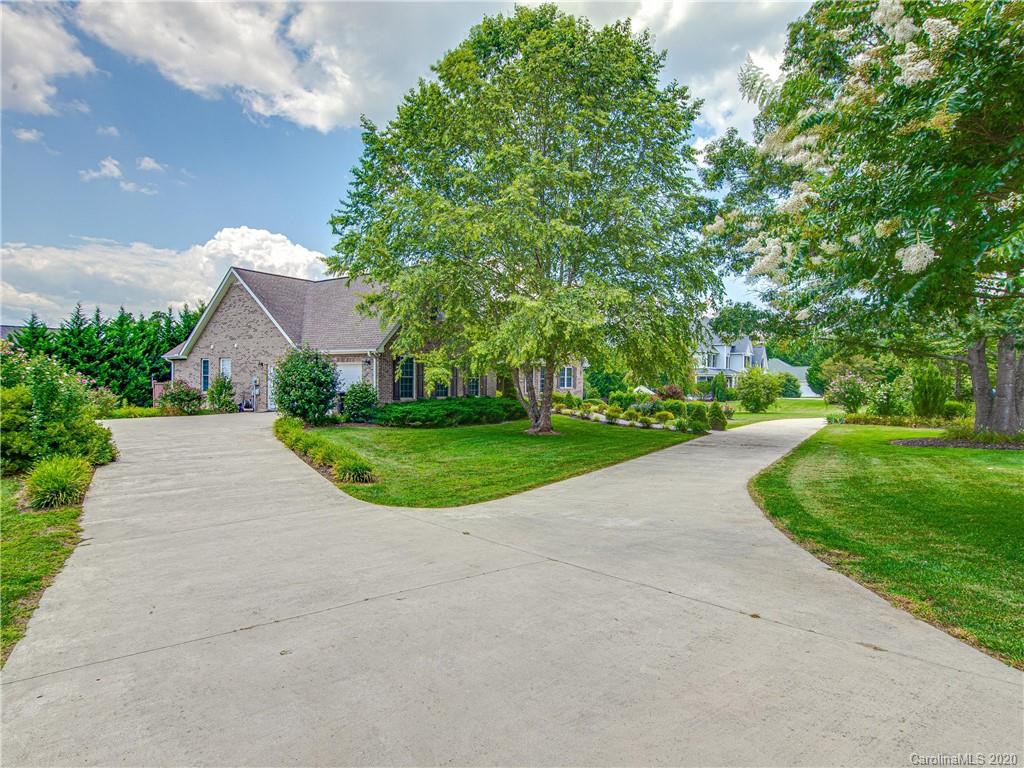 101 Williams Road Fletcher, NC 28732 - Photo 3 of 36 Gallery Image 3
