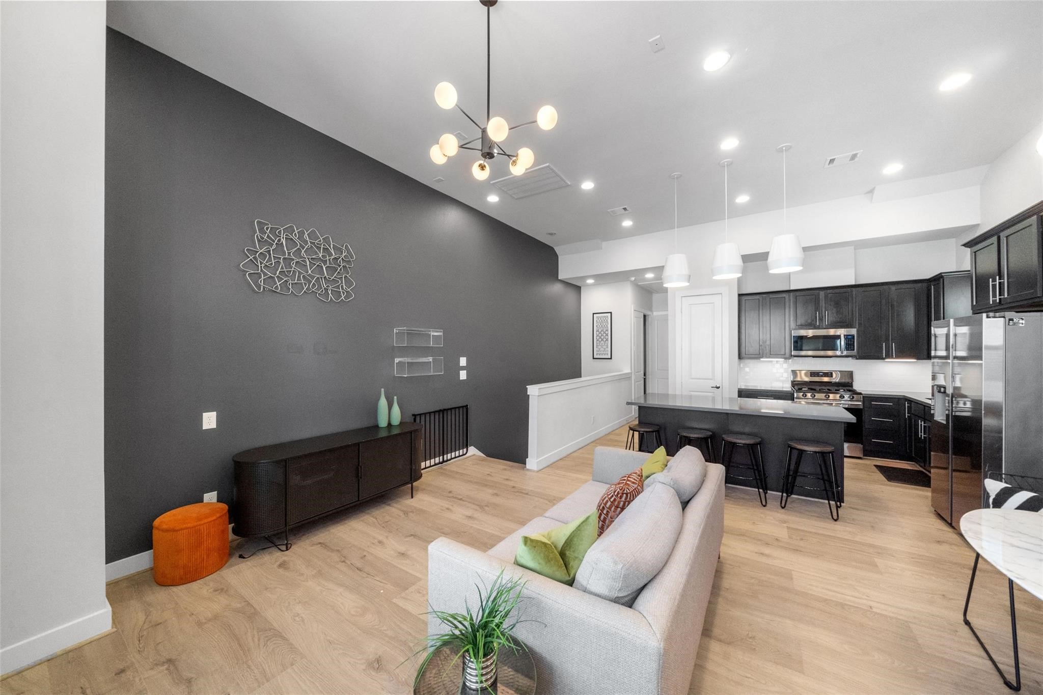 2616 Riverside Drive, Unit M Houston, TX 77004 - Photo 10 of 28