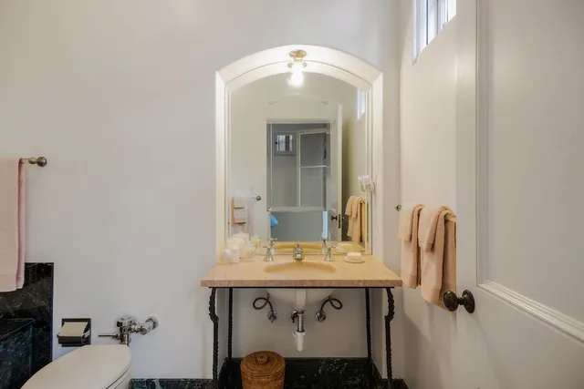 $15,995,000 | 405 Toro Canyon Road, Carpinteria, CA 93013