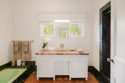 $15,995,000 | 405 Toro Canyon Road, Carpinteria, CA 93013