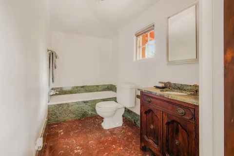 $15,995,000 | 405 Toro Canyon Road, Carpinteria, CA 93013