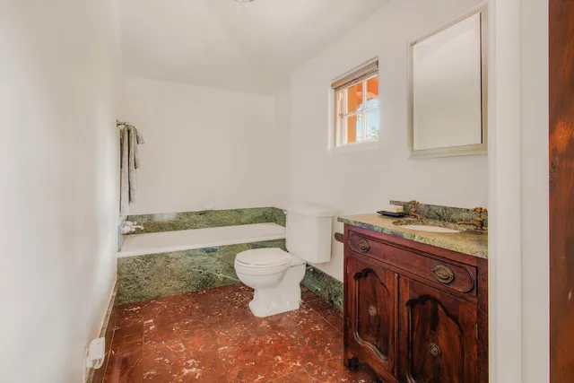 $15,995,000 | 405 Toro Canyon Road, Carpinteria, CA 93013