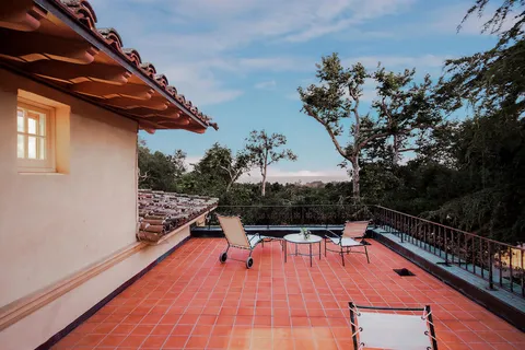 $15,995,000 | 405 Toro Canyon Road, Carpinteria, CA 93013