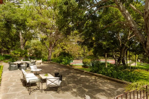 $15,995,000 | 405 Toro Canyon Road, Carpinteria, CA 93013