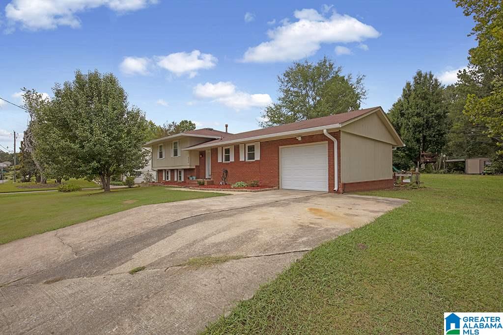 505 Wilderness Road Pelham, AL 35124 - Photo 2 of 23