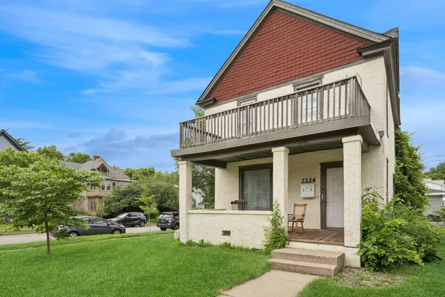 $330,000 | 2224 North 4th Avenue, Minneapolis, MN 55405
