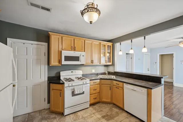 $330,000 | 2224 North 4th Avenue, Minneapolis, MN 55405