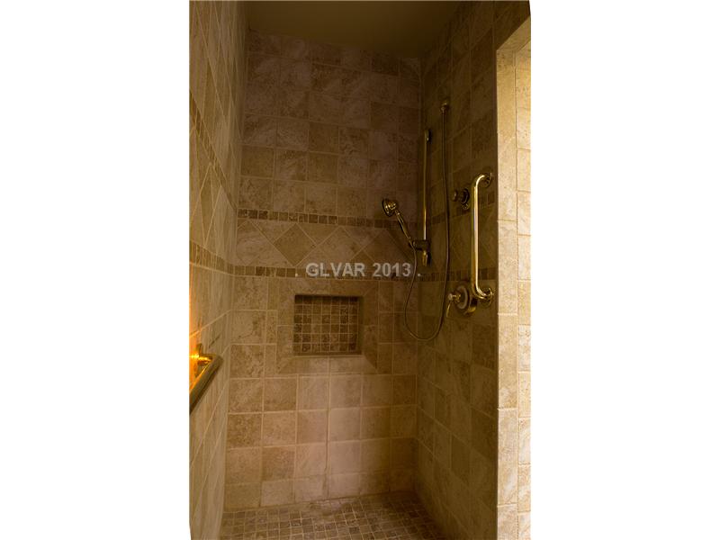 3985 Pleasant Road Las Vegas, NV 89108 - Photo 10 of 14 Master Bath/Spa.