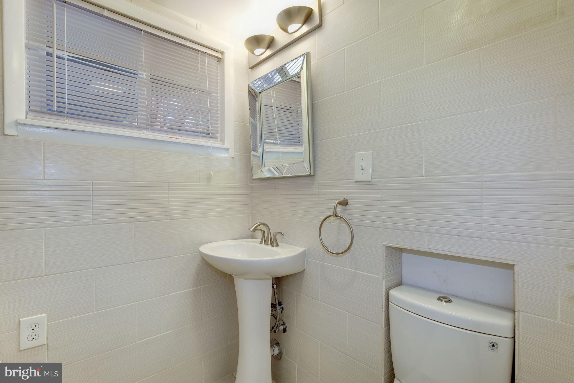 211 Adclare Road Rockville, MD 20850 - Photo 21 of 26 Gallery Image 21