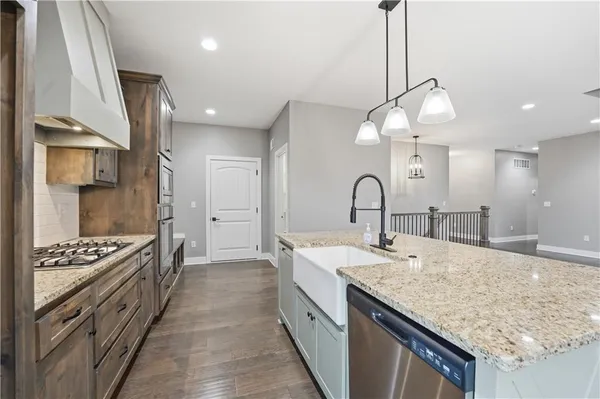$435,000 | 2500 Burris Drive, Harrisonville, MO 64701