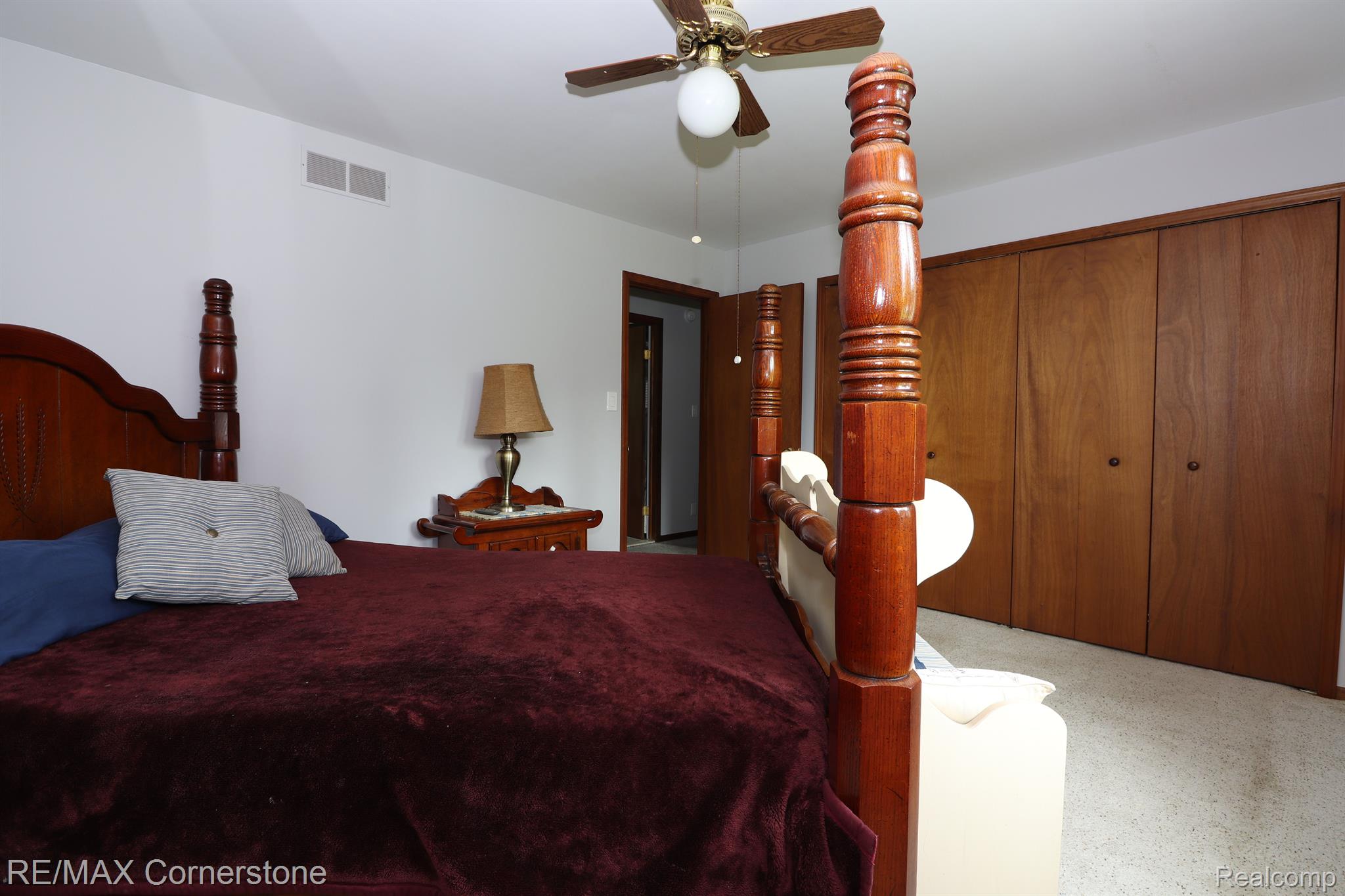 951 Old Plank Road Milford, MI 48381 - Photo 15 of 26 Primary Bedroom