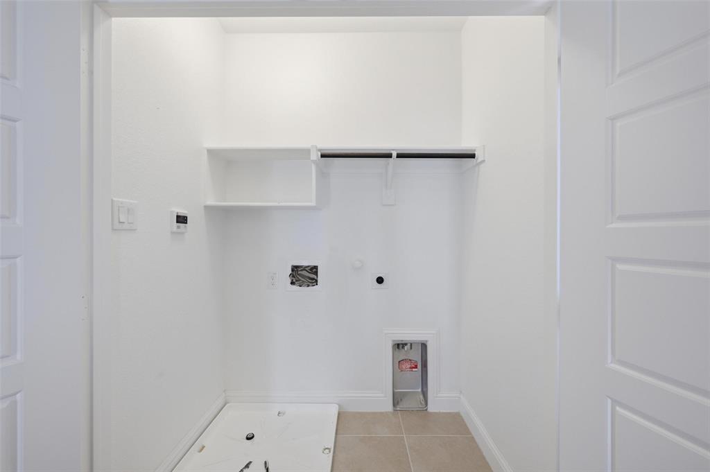 4624 Piedras Lanzar Drive McKinney, TX 75070 - Photo 10 of 20 a view of small space