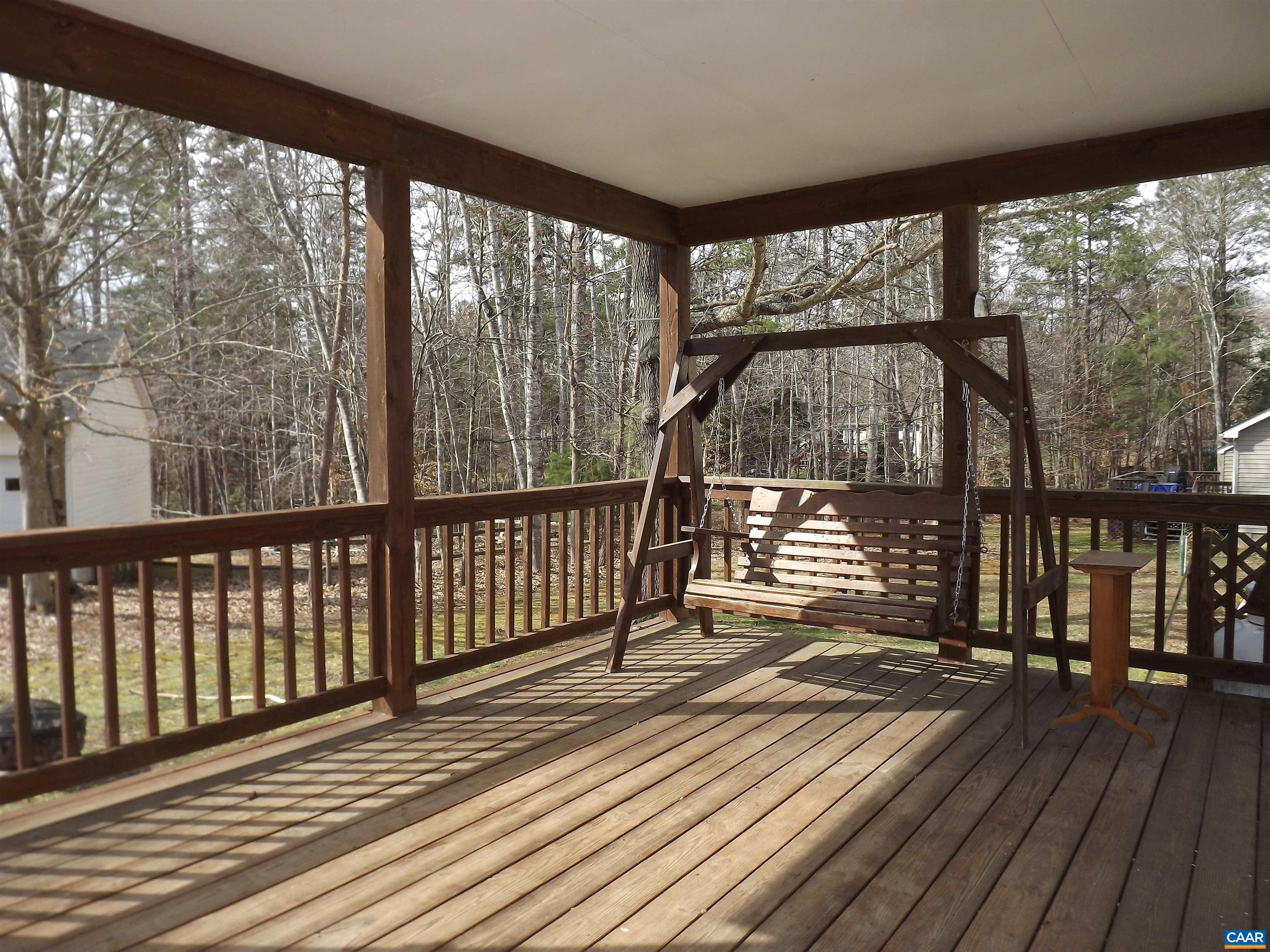 16 Powhatan Road Palmyra, VA 22963 - Photo 7 of 30 a view of balcony with wooden floor
