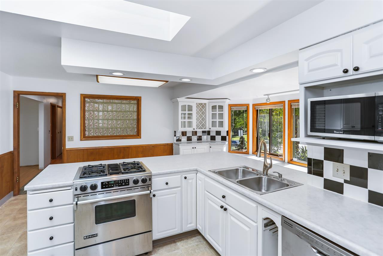 810 West Bowling Road Spokane, WA 99218 - Photo 4 of 20