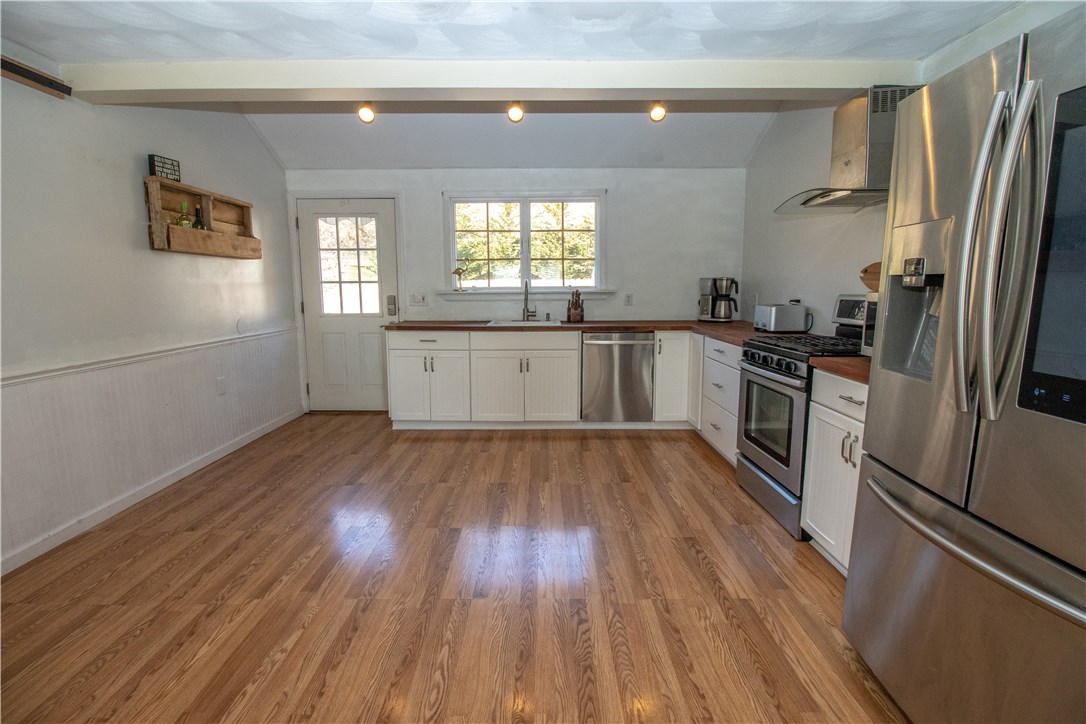 23 Sandy Lane Westerly, RI 02891 - Photo 12 of 23 Gallery Image 12