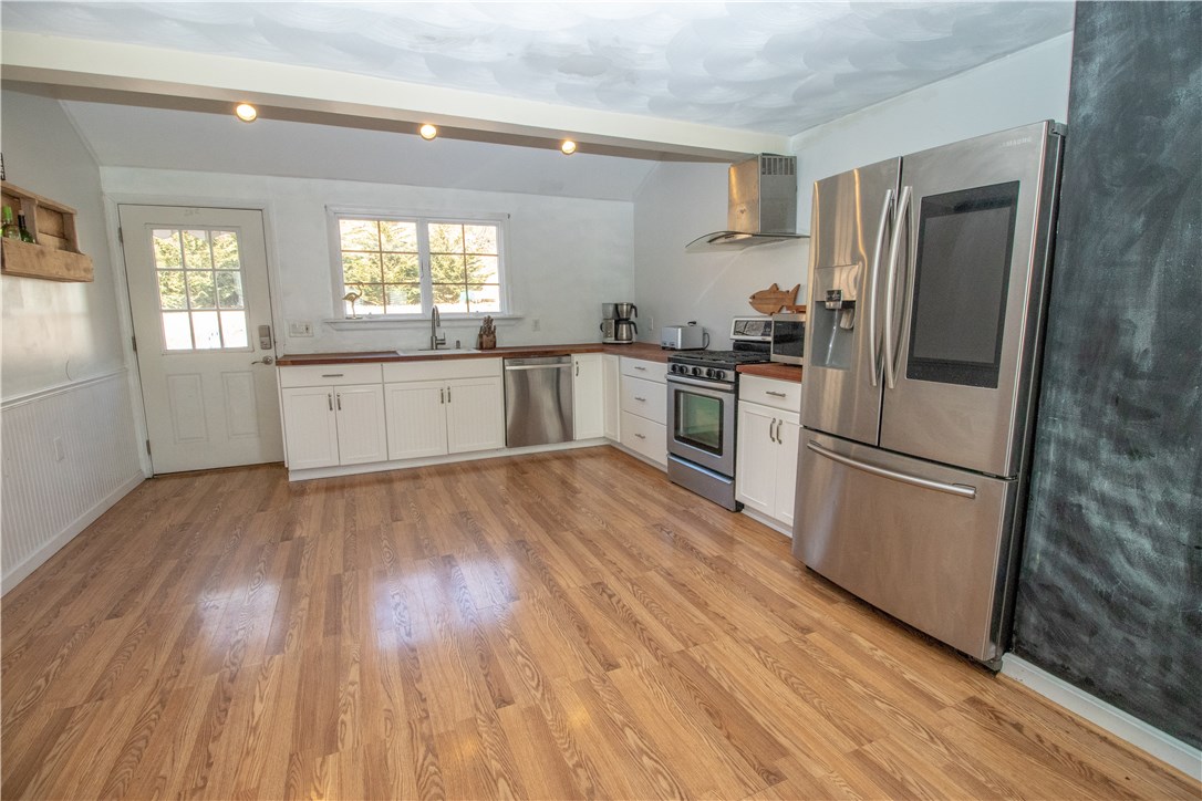 23 Sandy Lane Westerly, RI 02891 - Photo 10 of 23 Gallery Image 10