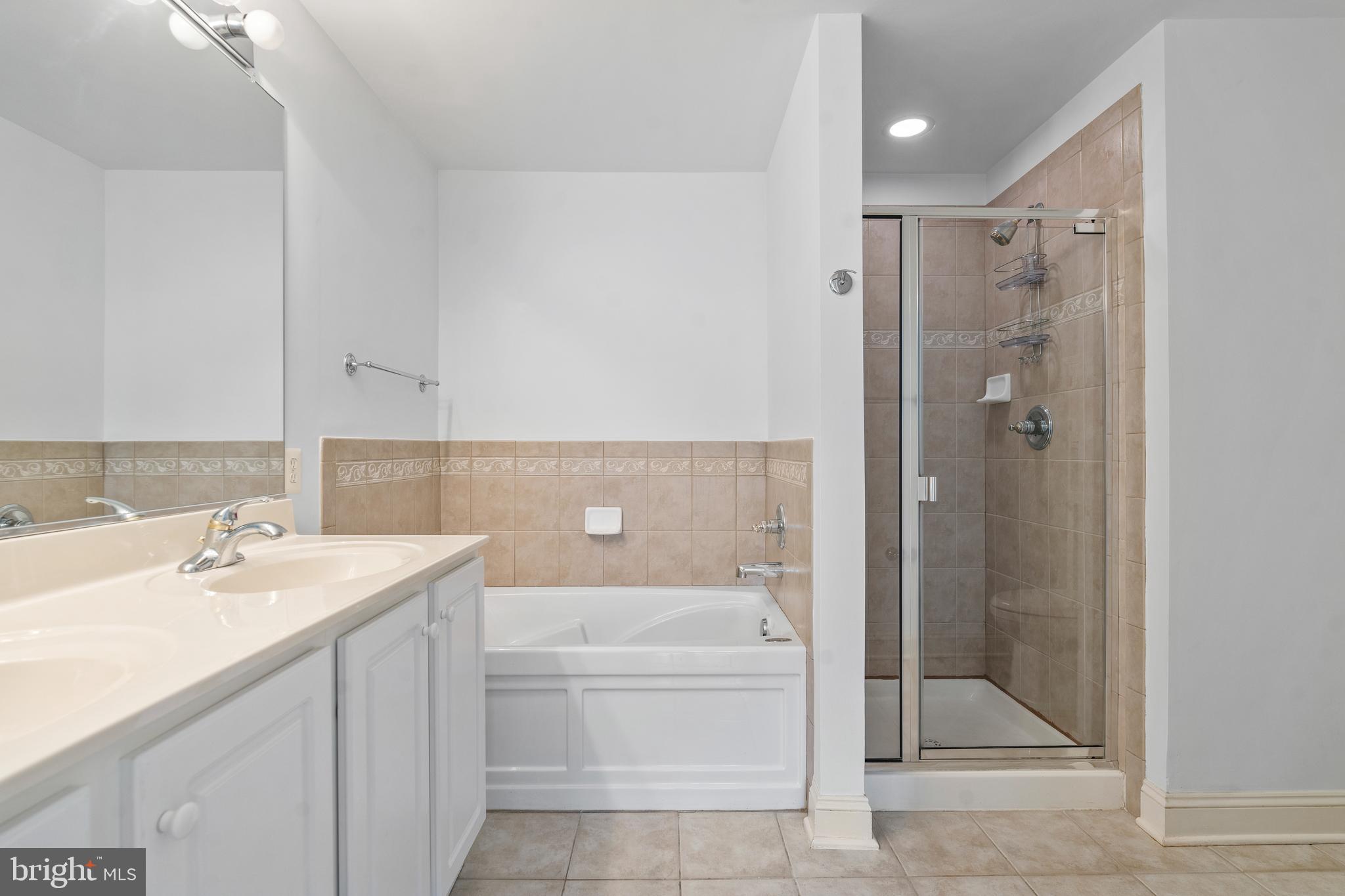 12832 Clarksburg Square Road, Unit 301 Clarksburg, MD 20871 - Photo 21 of 46