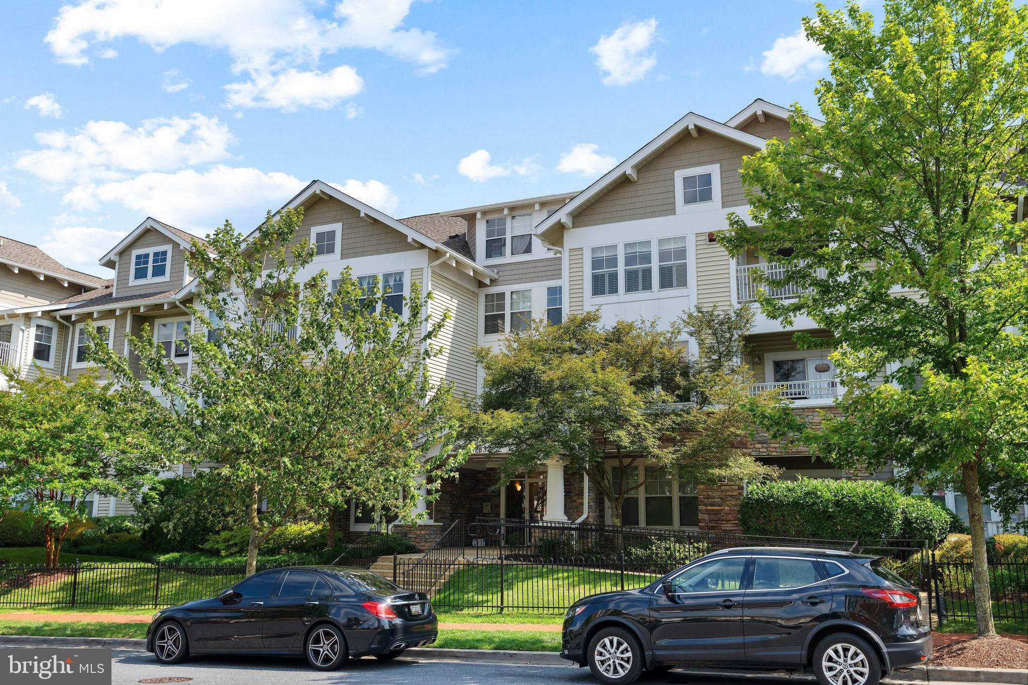 12832 Clarksburg Square Road, Unit 301 Clarksburg, MD 20871 - Photo 3 of 46