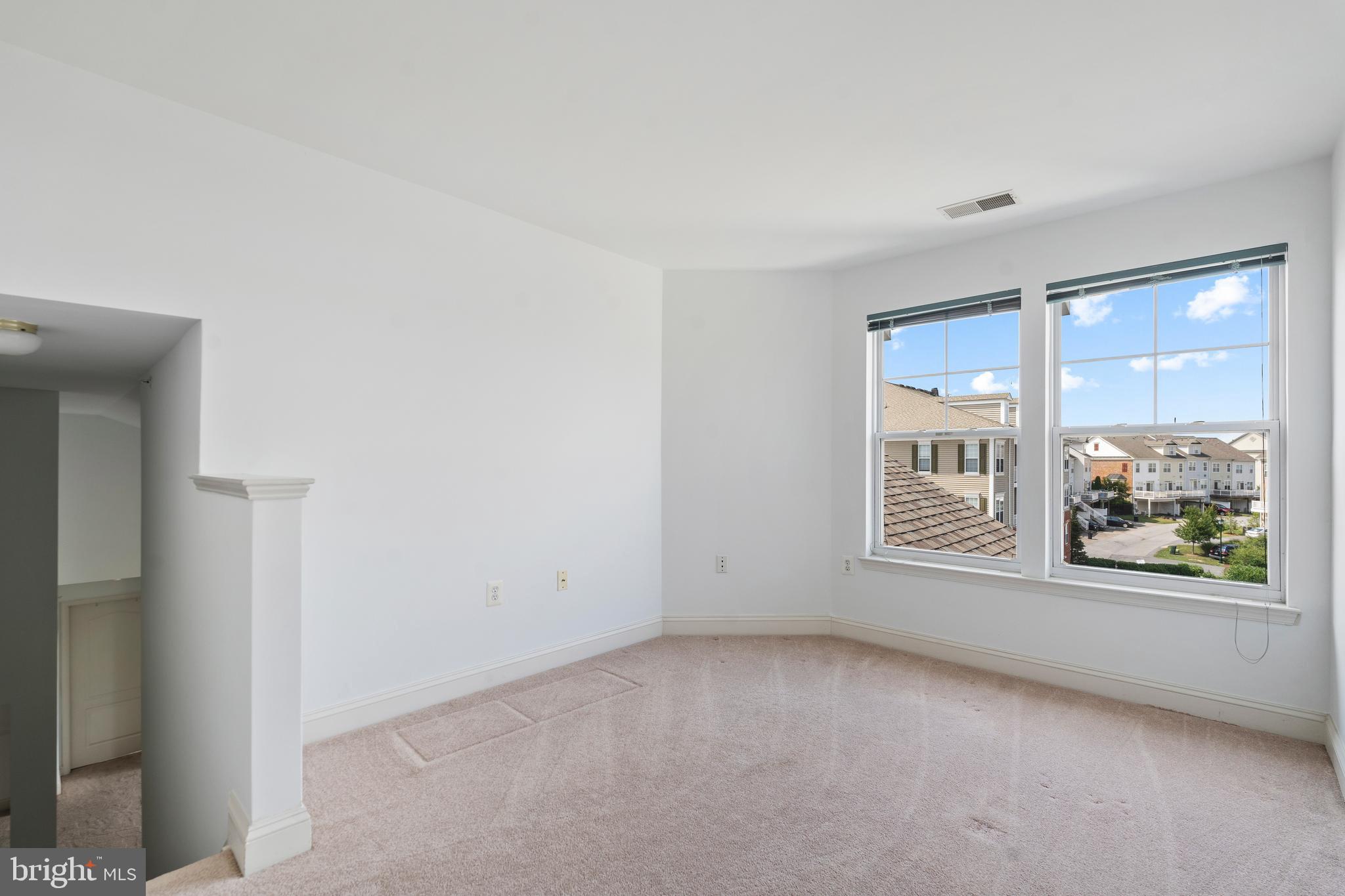 12832 Clarksburg Square Road, Unit 301 Clarksburg, MD 20871 - Photo 34 of 46