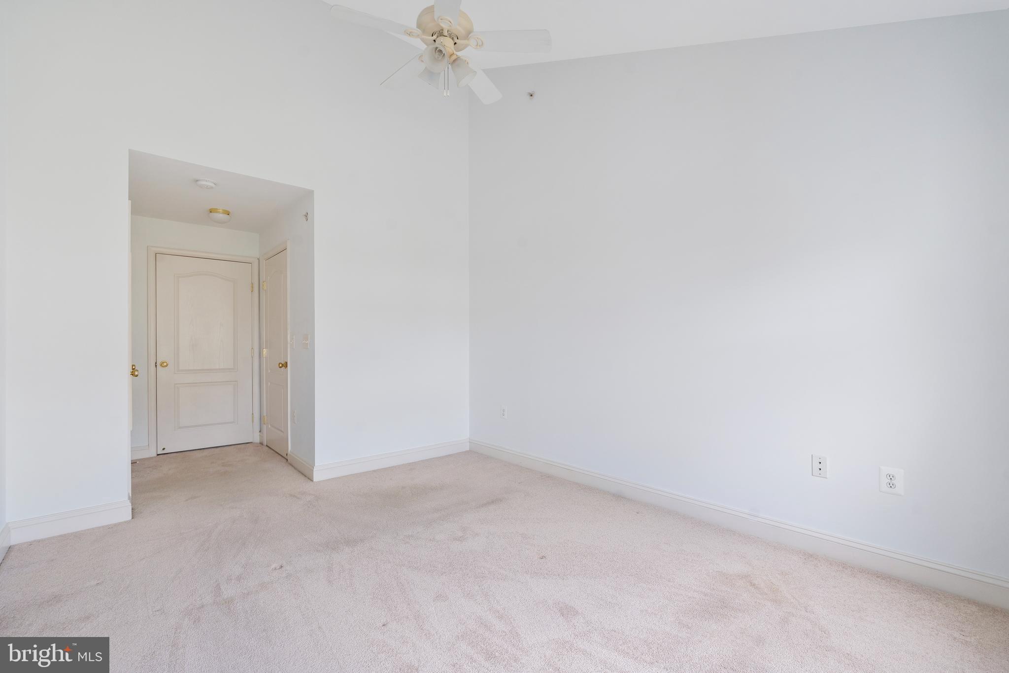 12832 Clarksburg Square Road, Unit 301 Clarksburg, MD 20871 - Photo 6 of 46