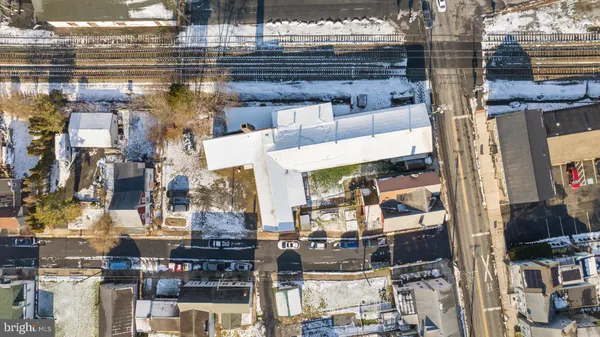 $650,000 | 102 South Richmond Street, Fleetwood, PA 19522