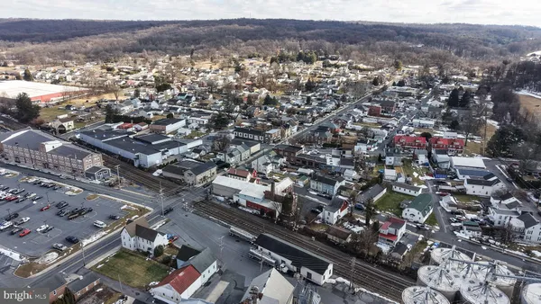 $650,000 | 102 South Richmond Street, Fleetwood, PA 19522