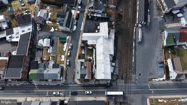 $650,000 | 102 South Richmond Street, Fleetwood, PA 19522