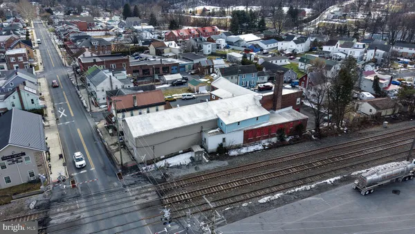 $650,000 | 102 South Richmond Street, Fleetwood, PA 19522