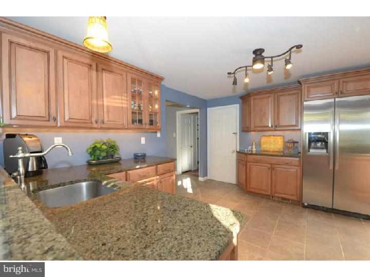 155 Ridgefield Road Newtown Square, PA 19073 - Photo 7 of 23 Kitchen