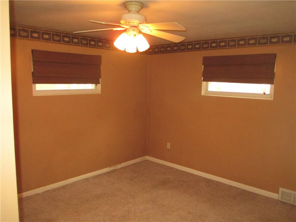 225 S Trail Butler, PA 16002 - Photo 11 of 17
