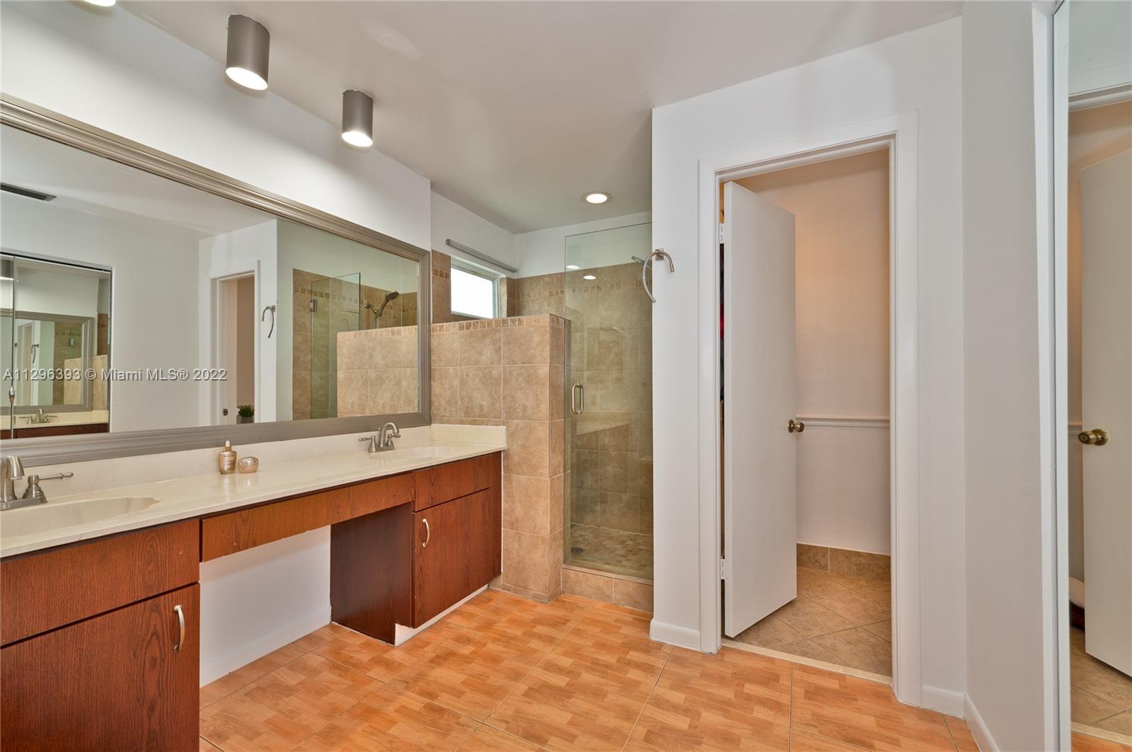 1445 Garden Road, Unit 1445 Weston, FL 33326 - Photo 17 of 37
