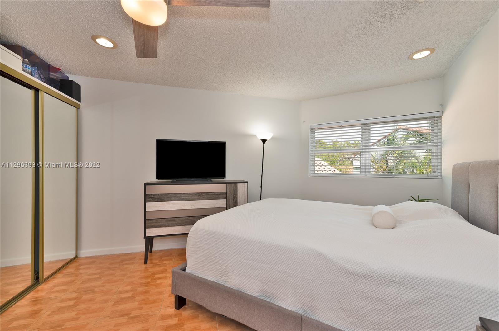 1445 Garden Road, Unit 1445 Weston, FL 33326 - Photo 18 of 37