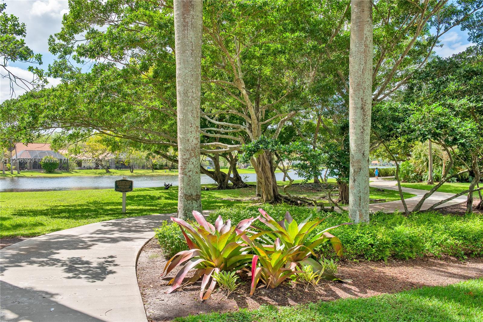 1445 Garden Road, Unit 1445 Weston, FL 33326 - Photo 32 of 37