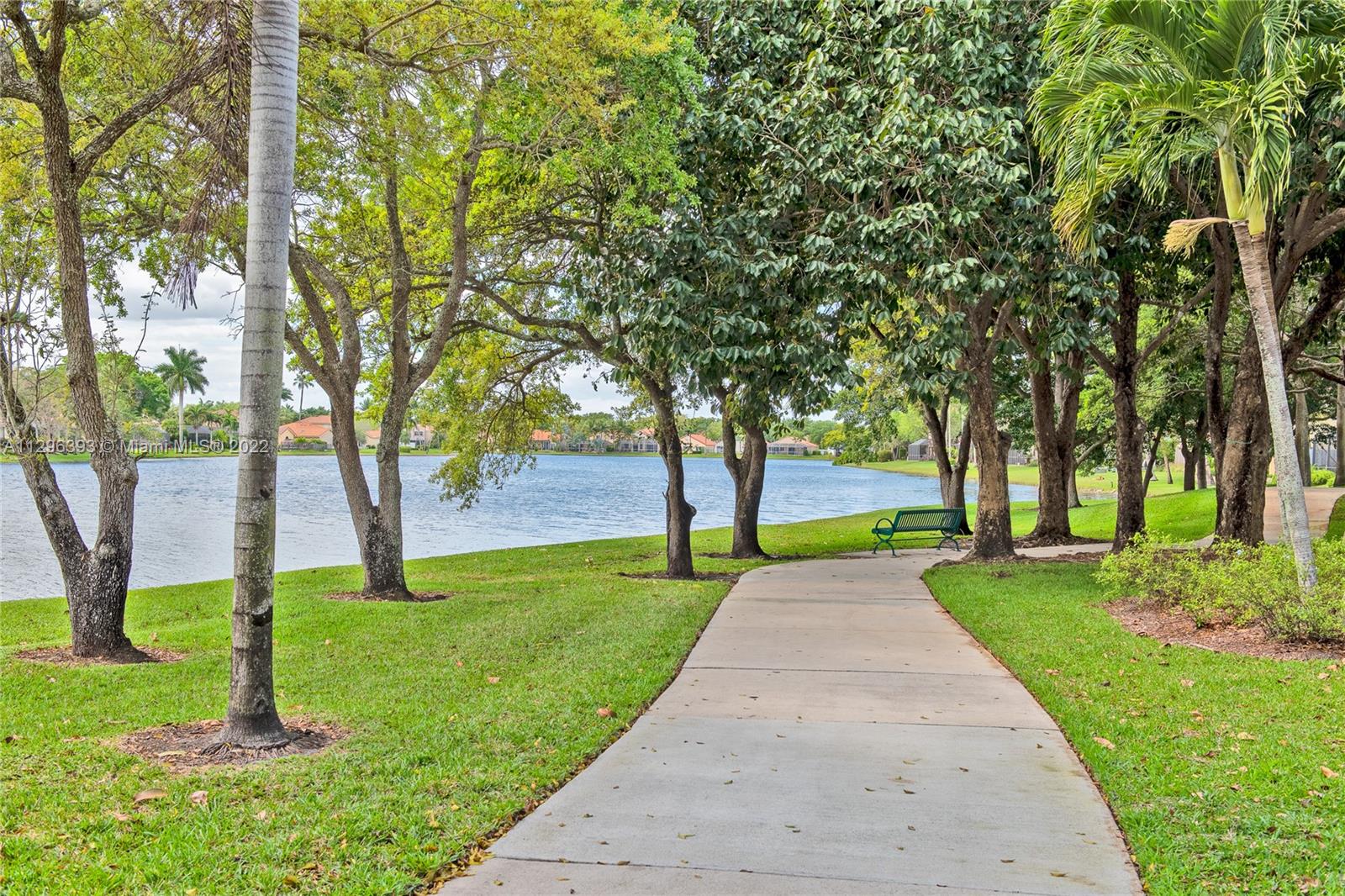 1445 Garden Road, Unit 1445 Weston, FL 33326 - Photo 34 of 37