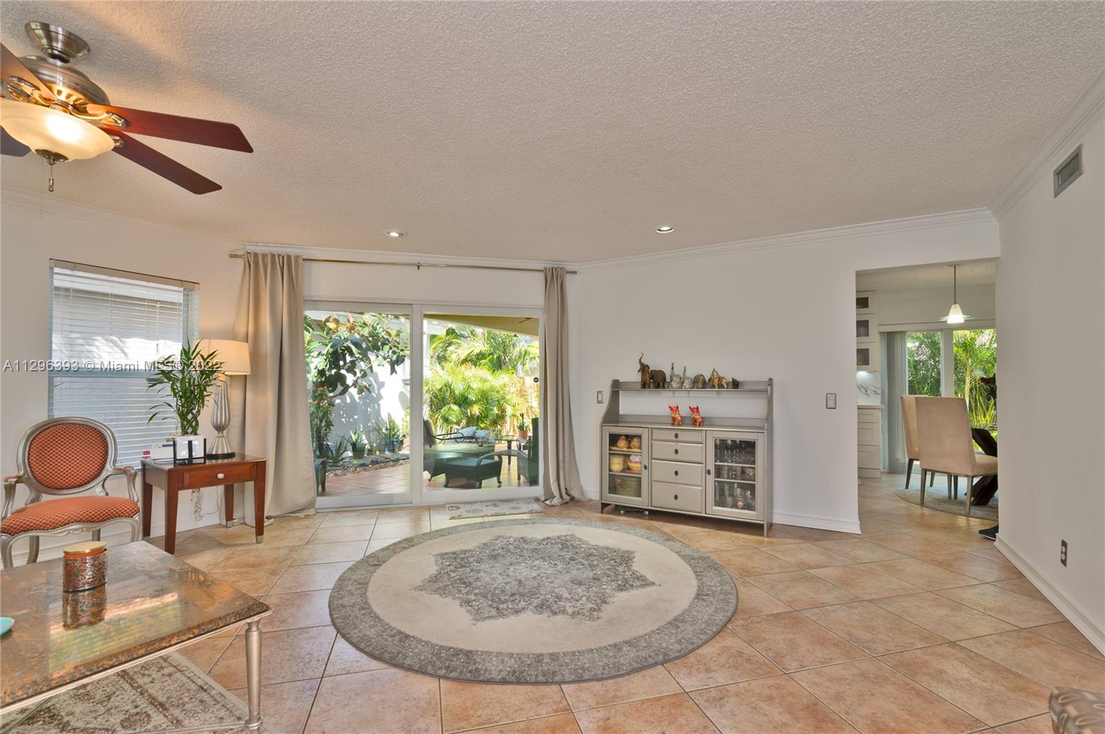 1445 Garden Road, Unit 1445 Weston, FL 33326 - Photo 8 of 37