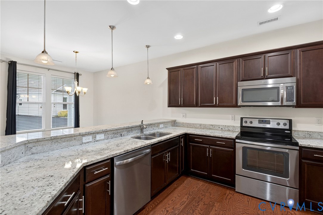 12130 Blossom Point Road Chester, VA 23831 - Photo 15 of 34